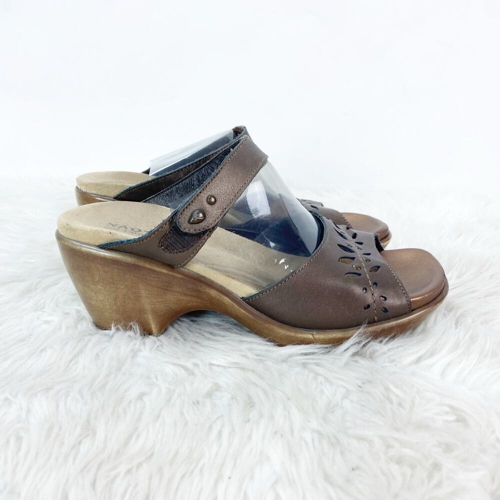 Naot Womens 38 EU 7 US Brown Leather Slip On Studded Two Strap Platform Sandals - Picture 2 of 16